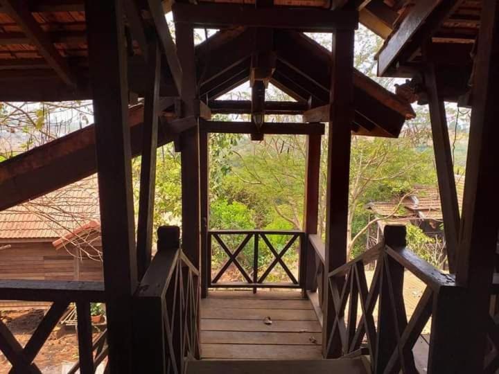 Quiet Garden View Lodge&Trekking Banlung Eksteriør billede