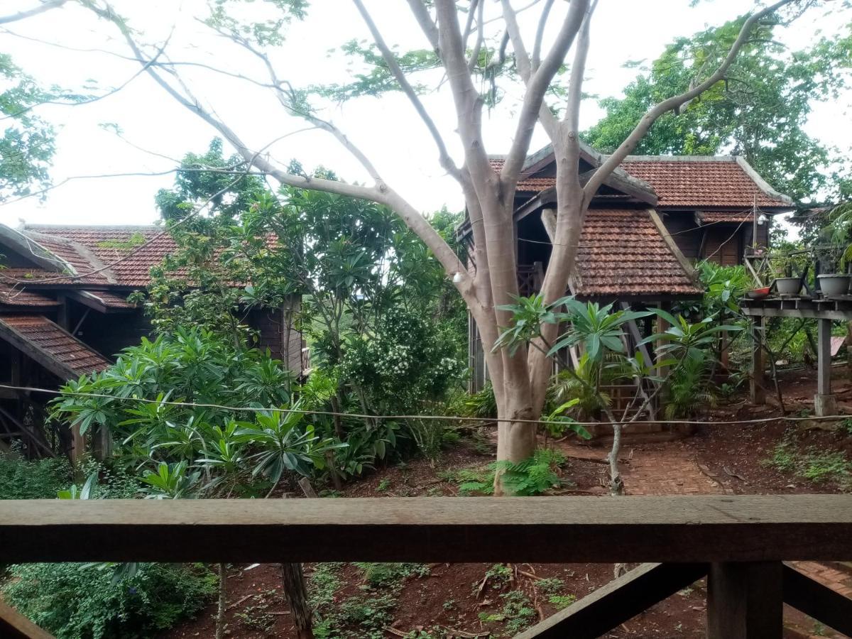 Quiet Garden View Lodge&Trekking Banlung Eksteriør billede
